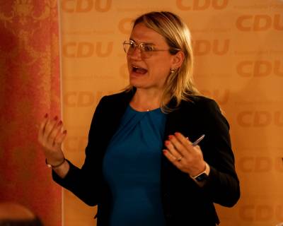 Christina Stumpp, MdB, stv. Generalsekretärin (des.)